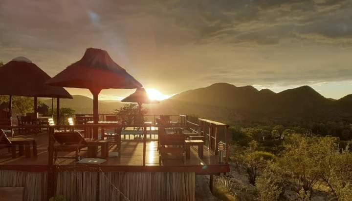 Kapika Waterfall Lodge Epupa エクステリア 写真