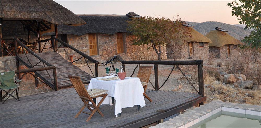 Kapika Waterfall Lodge Epupa エクステリア 写真