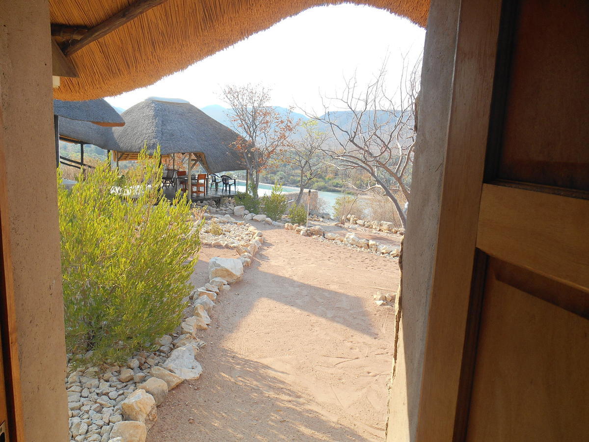 Kapika Waterfall Lodge Epupa 部屋 写真
