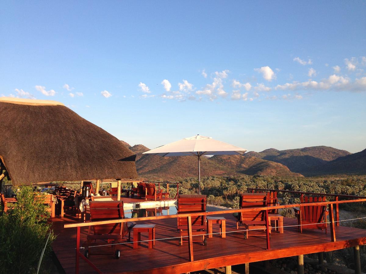 Kapika Waterfall Lodge Epupa エクステリア 写真